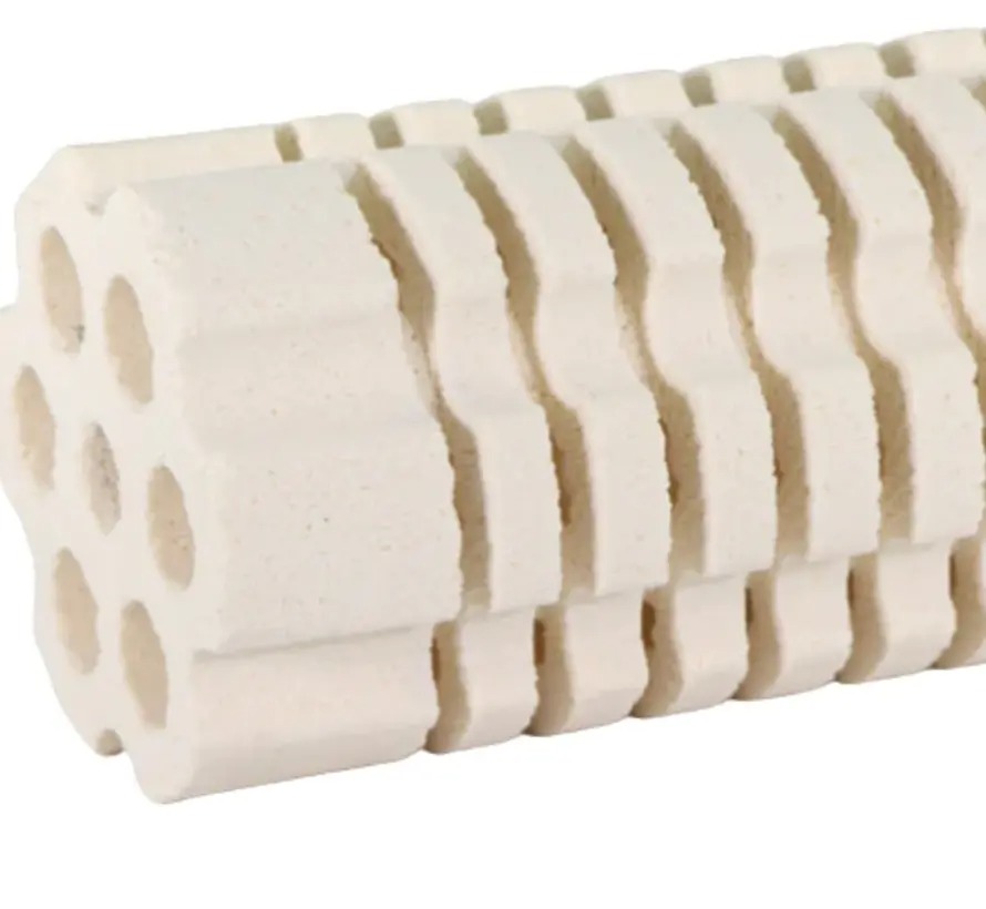 Lotuswurzel-Bakterienhaus II, Schachtel mit 24 Stück, 16,5 x 4,5 cm Lotuswurzel-Bakterienhaus II, Schachtel mit 24 Stück, 16,5 x 4,5 cm